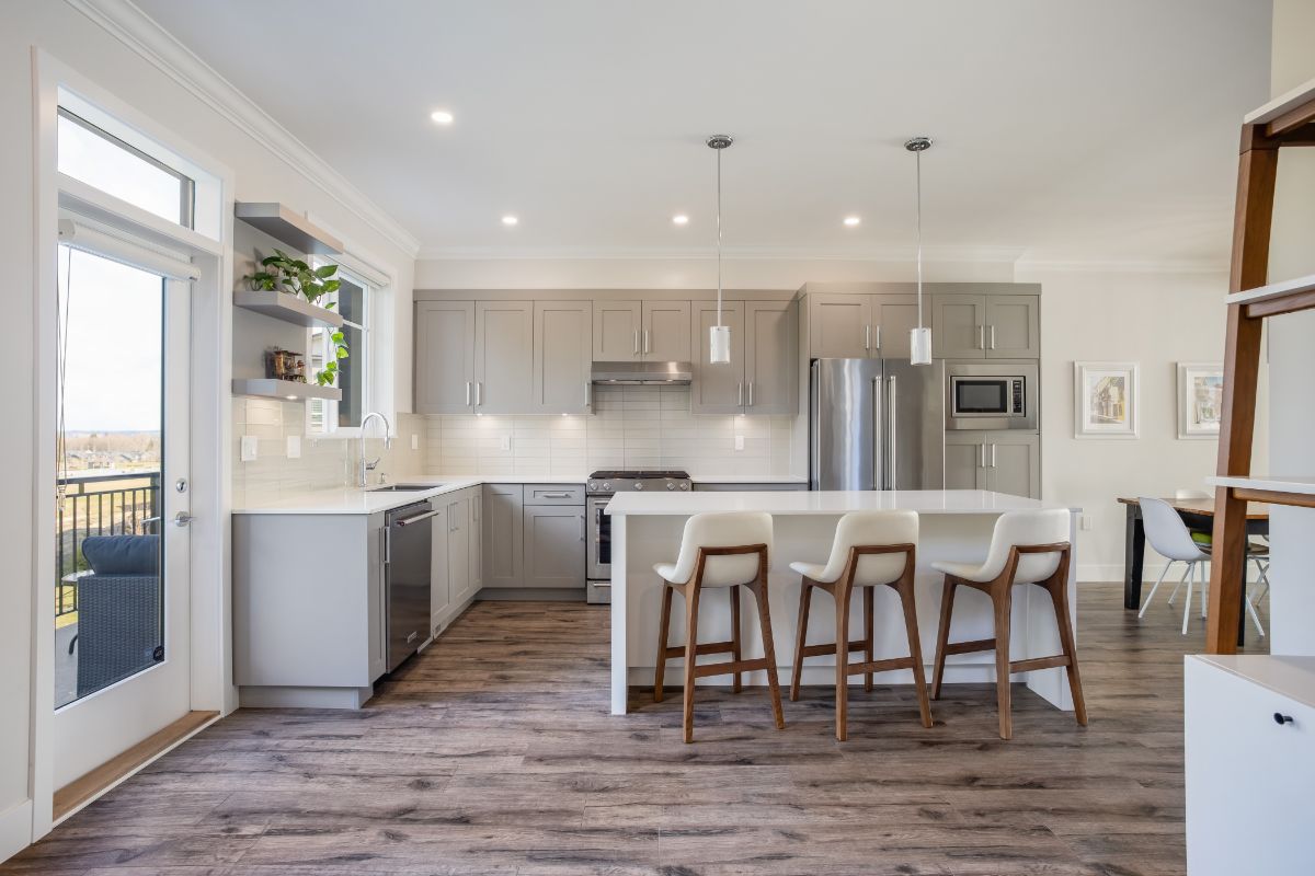 78 15665 Mountain View Dr, Surrey 25