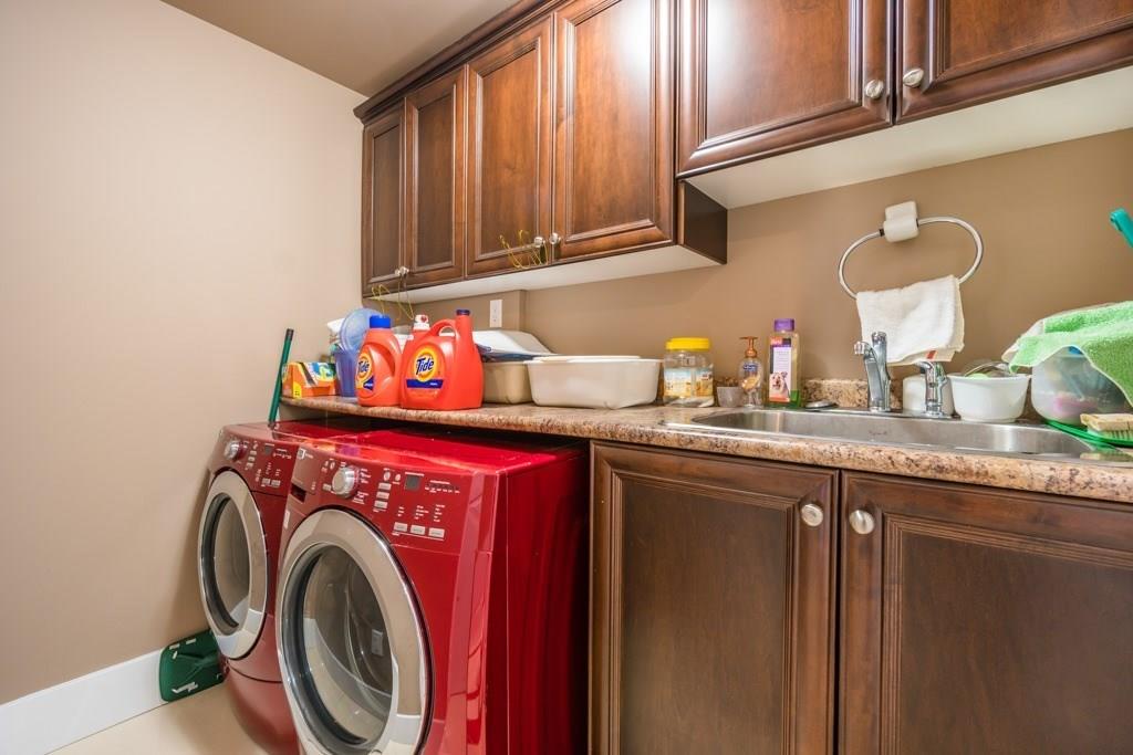 6988 Donald Road, Richmond 11