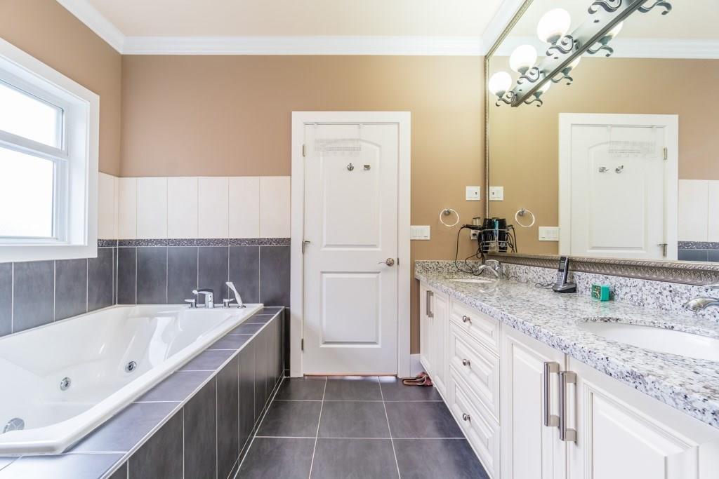 6988 Donald Road, Richmond 15