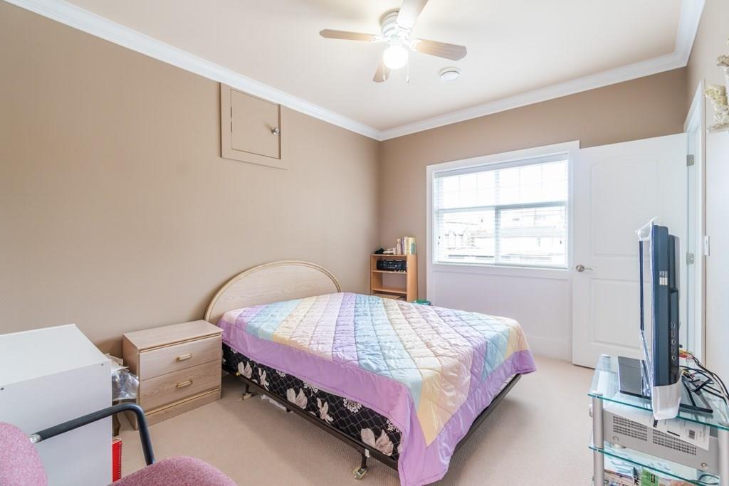 6988 Donald Road, Richmond 17