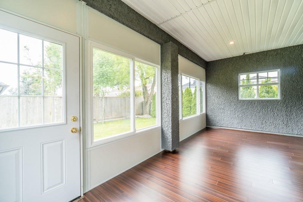 6988 Donald Road, Richmond 9