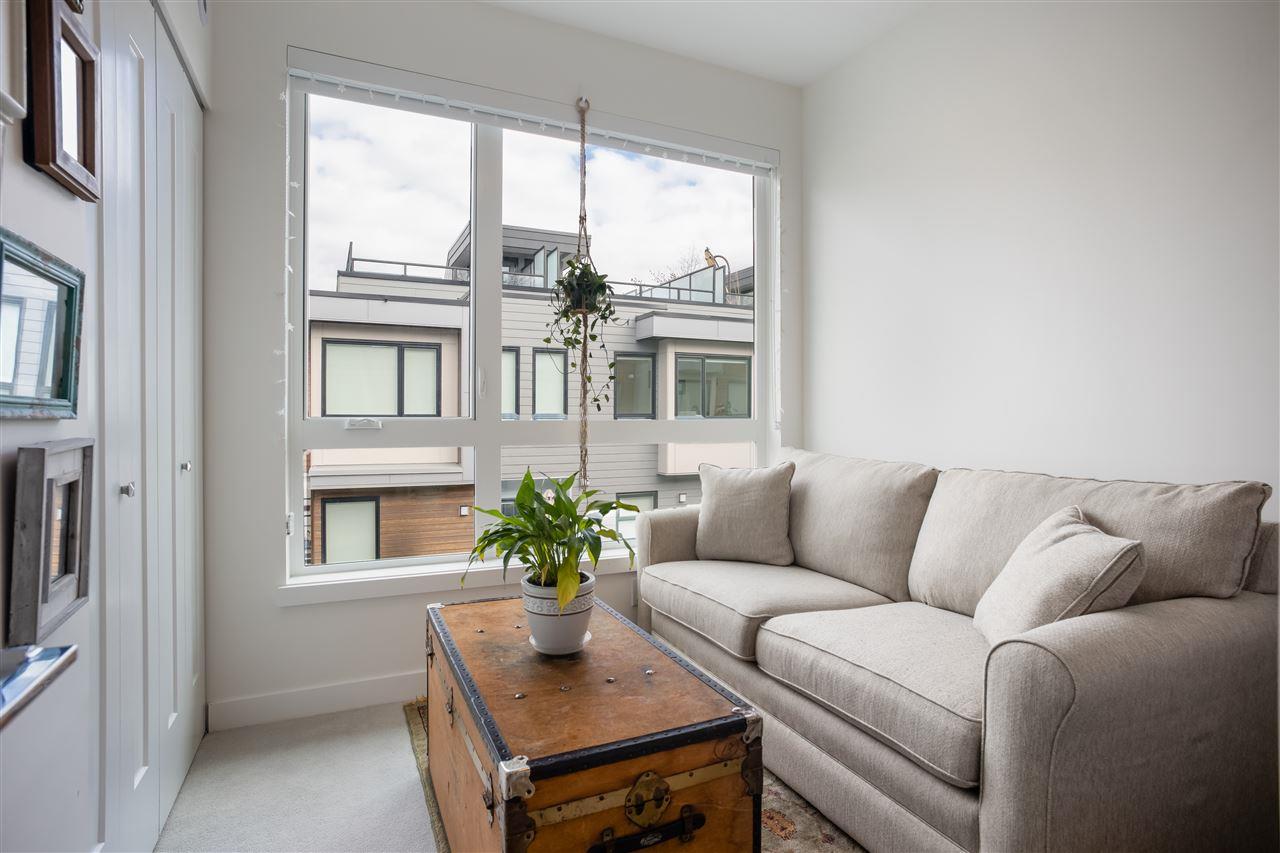 4 856 Orwell St, North Vancouver 12