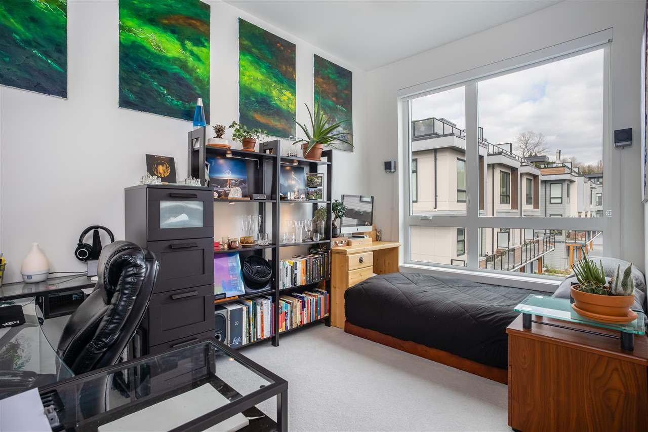 4 856 Orwell St, North Vancouver 13