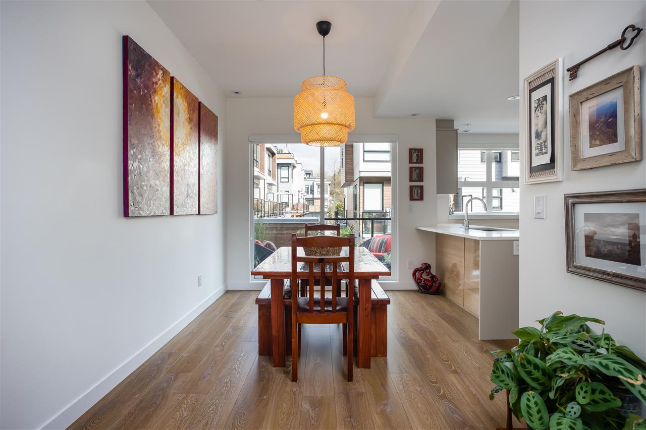 4 856 Orwell St, North Vancouver 7