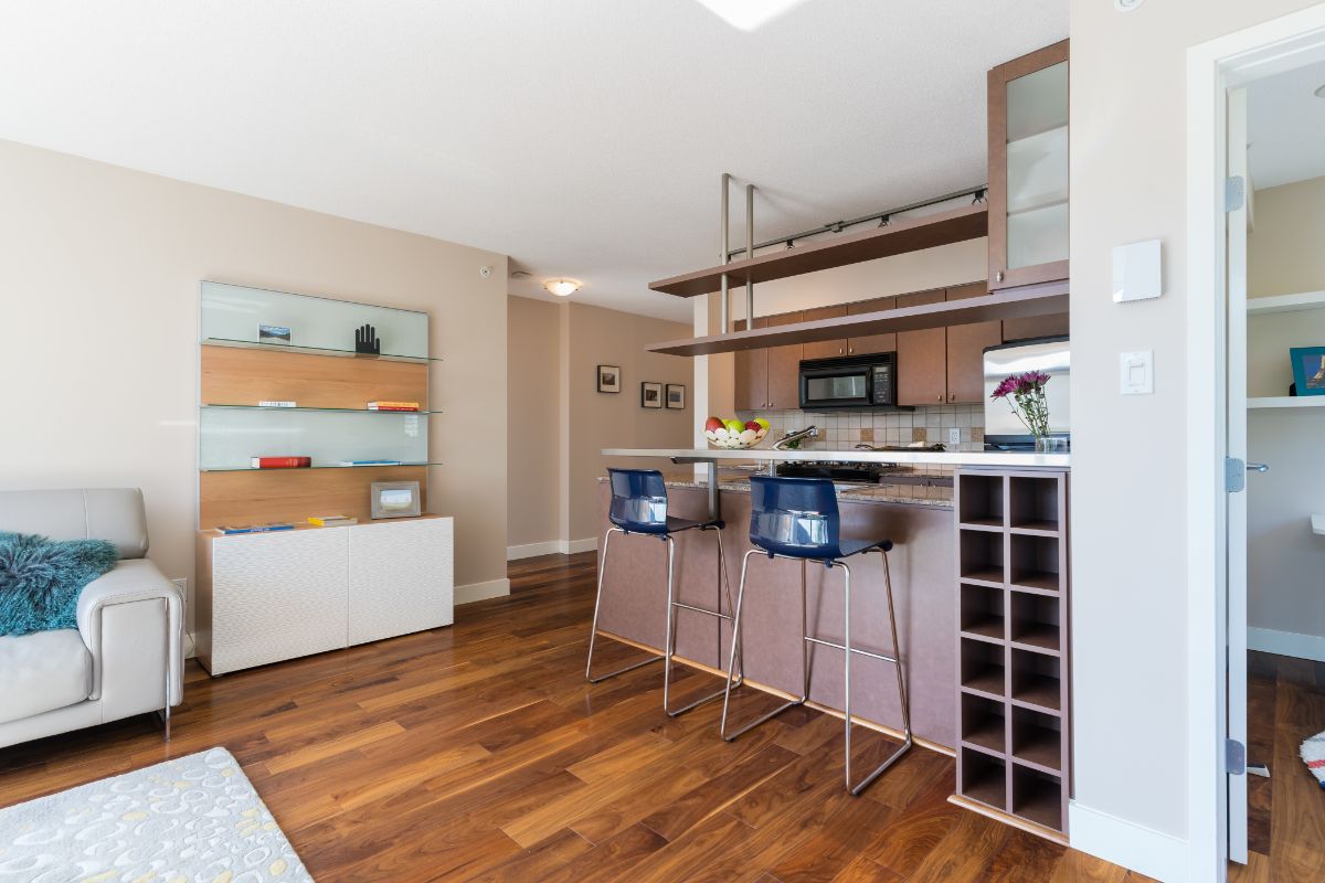 202 1438 Richards St, Vancouver West 15