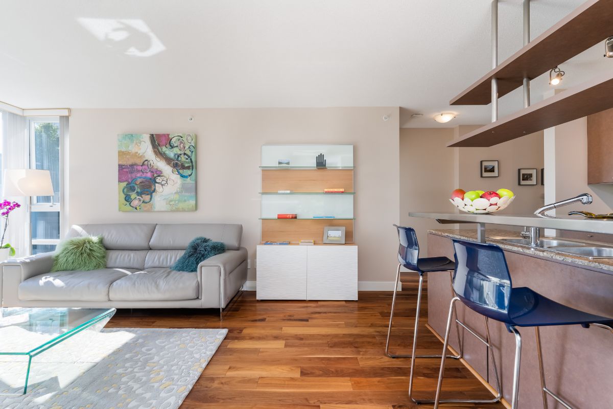 202 1438 Richards St, Vancouver West 16