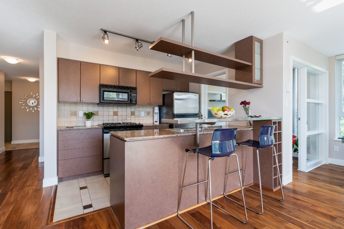 202 1438 Richards St, Vancouver West 17
