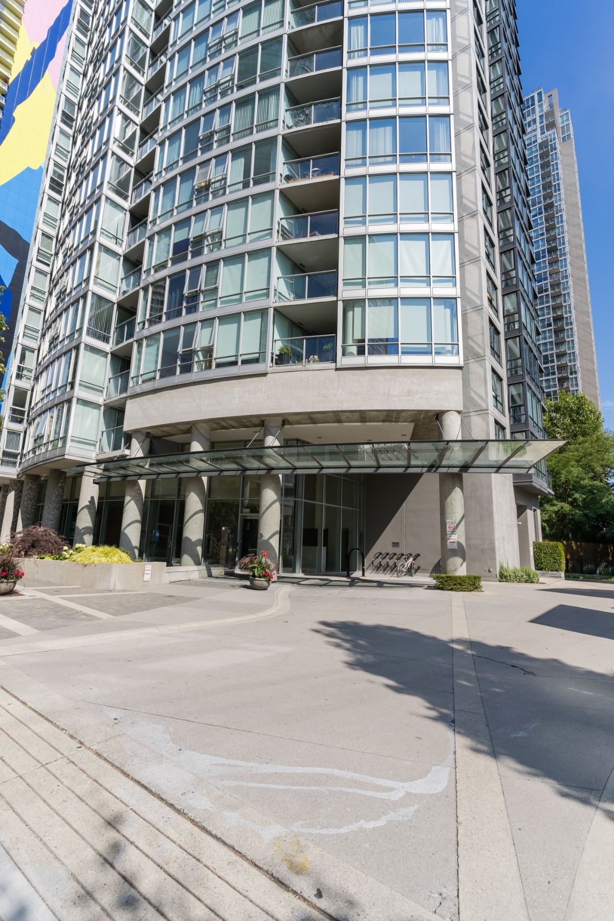202 1438 Richards St, Vancouver West 48