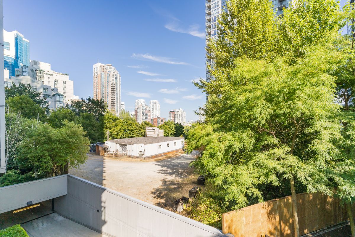 202 1438 Richards St, Vancouver West 39