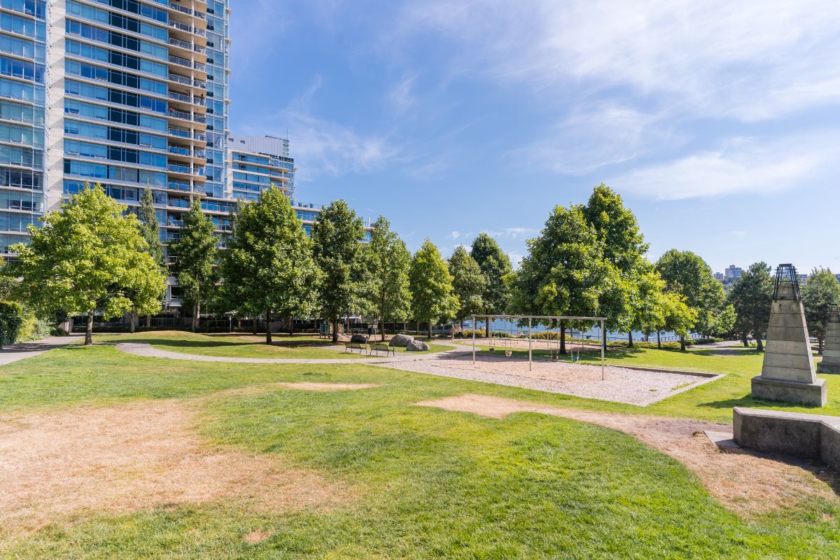 202 1438 Richards St, Vancouver West 44