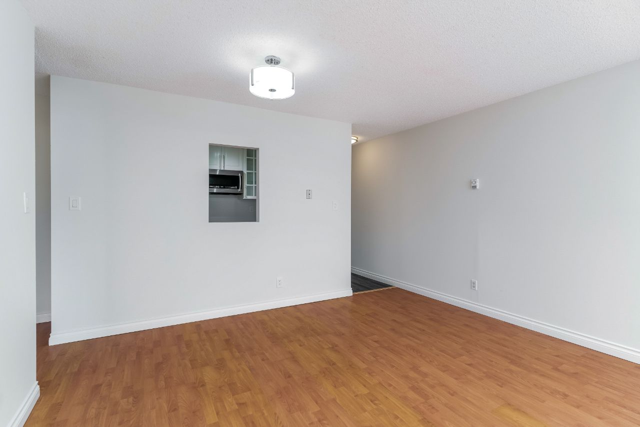 304 1050 Howie Avenue, Coquitlam 15