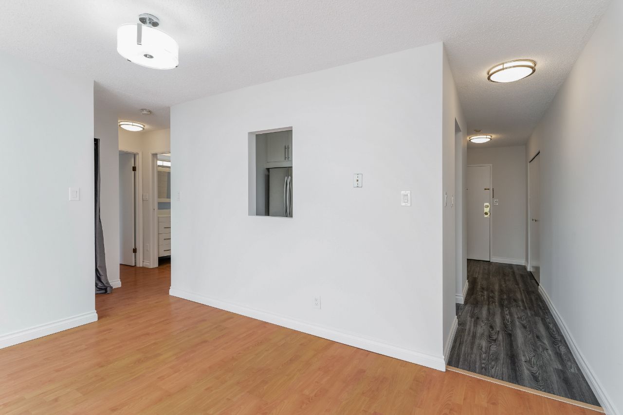304 1050 Howie Avenue, Coquitlam 17