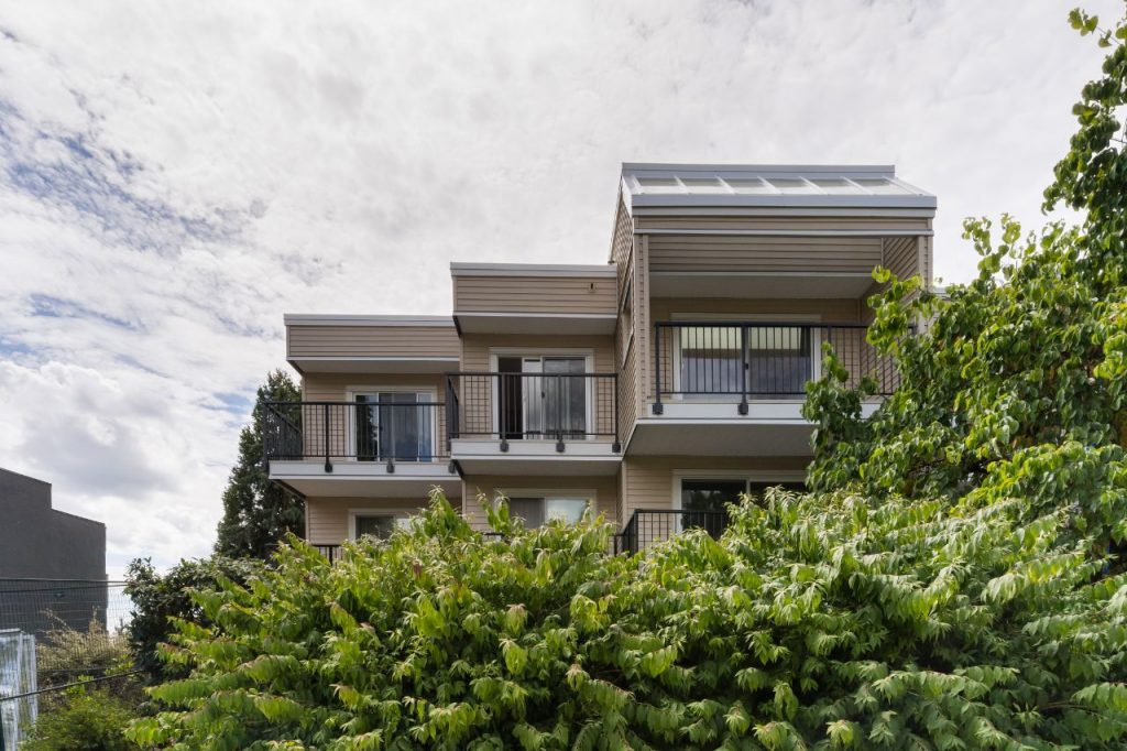 304 1050 Howie Avenue, Coquitlam