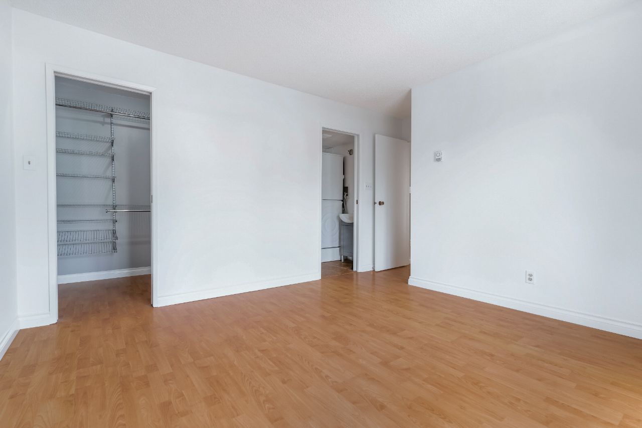 304 1050 Howie Avenue, Coquitlam 25