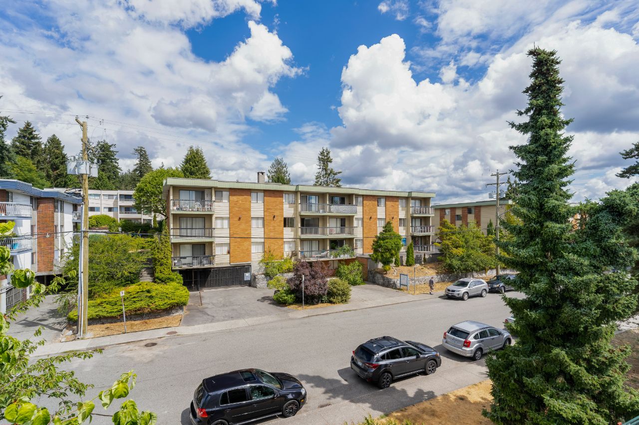 304 1050 Howie Avenue, Coquitlam 42