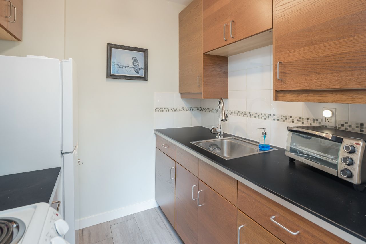 305 1100 Harwood St, Vancouver West 12