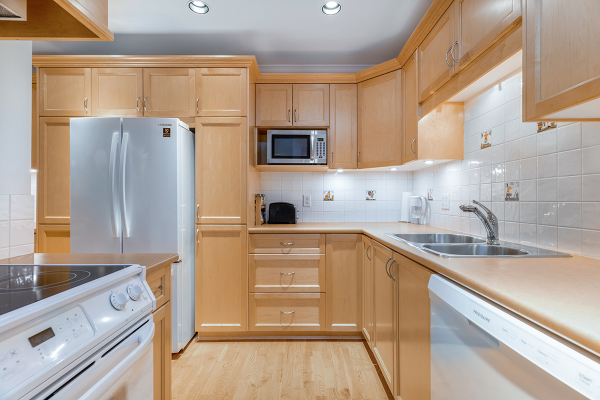 301 1235 W 15TH Avenue, Vancouver West 13