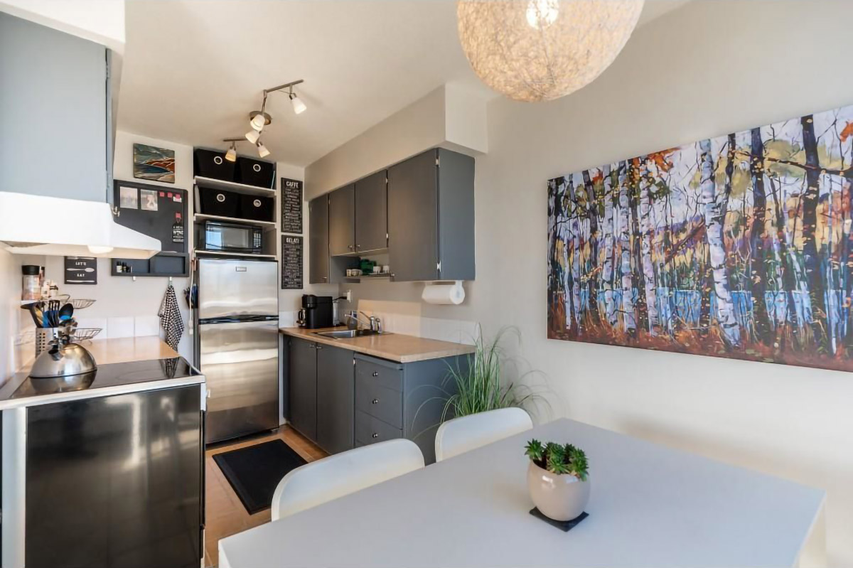 2105 1251 Cardero Street, Vancouver 11