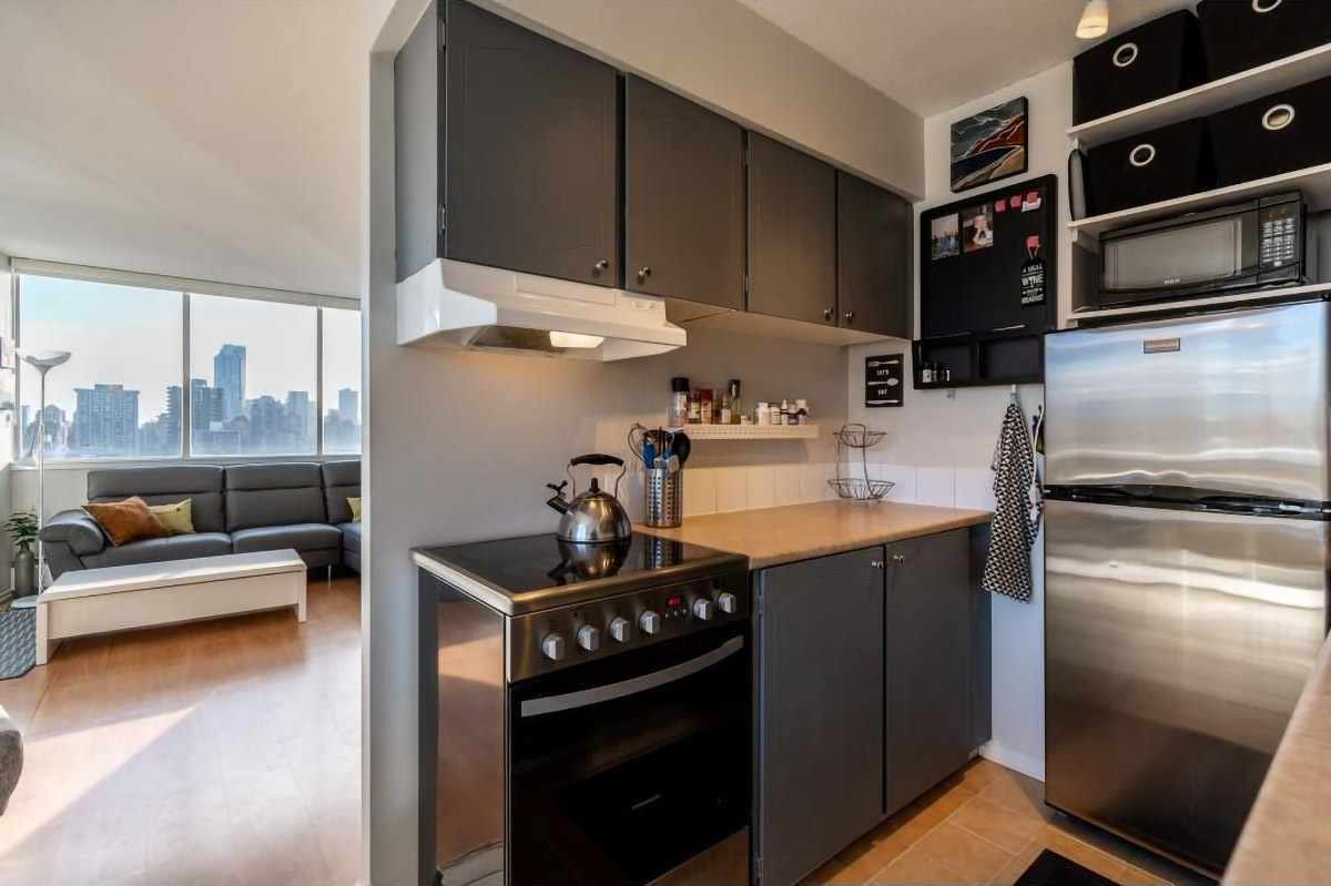 2105 1251 Cardero Street, Vancouver 13