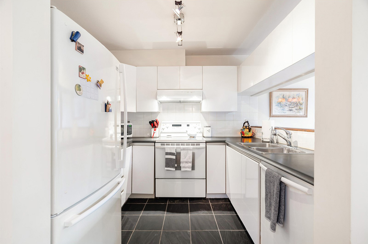 104 868 W 16th Avenue, Vancouver West 14