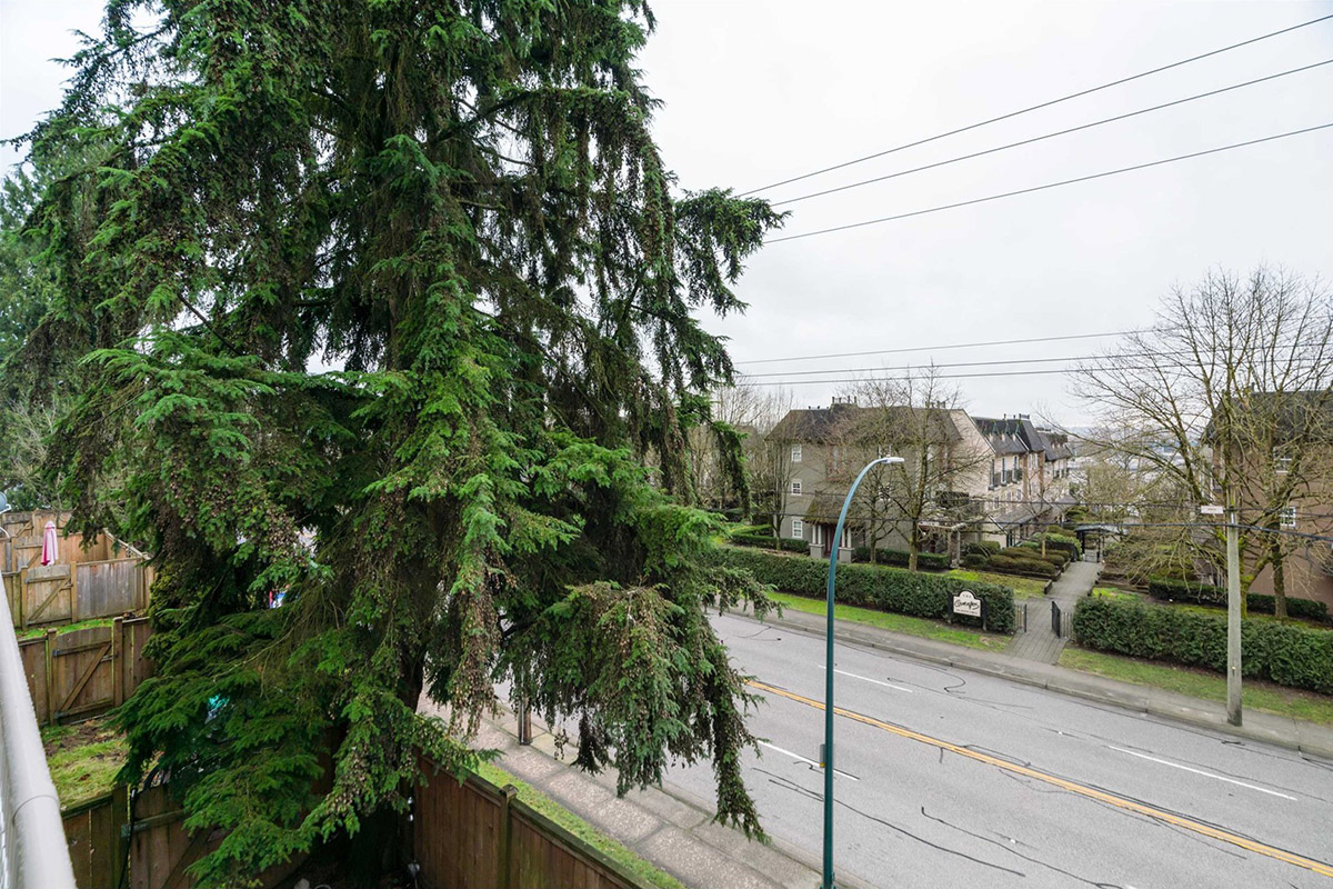 305 Marathon Court, Coquitlam 27