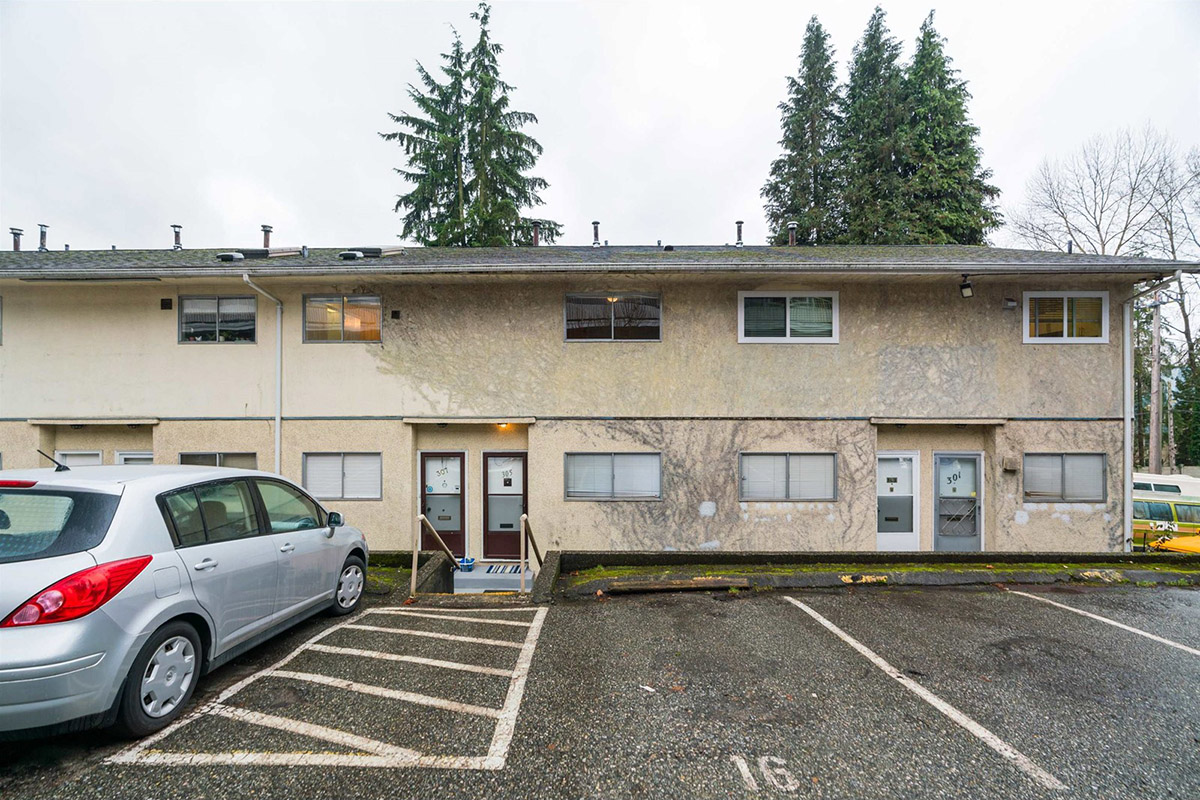 305 Marathon Court, Coquitlam 3