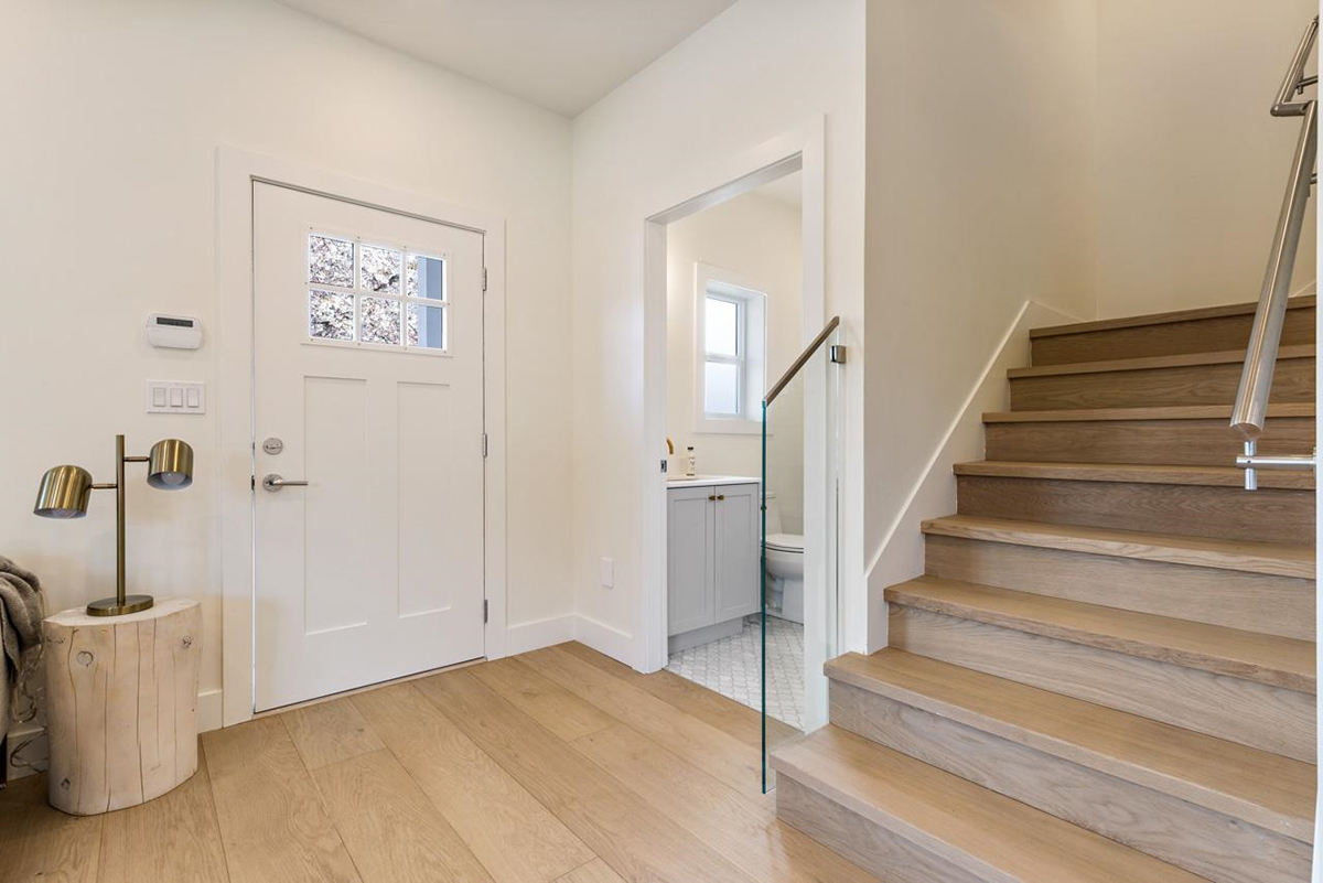2504 Napier Street, Vancouver 16