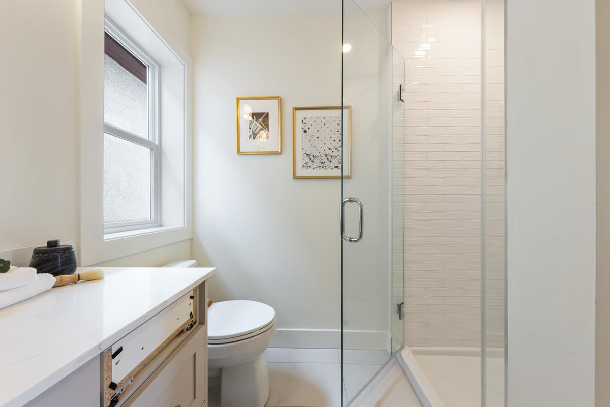 2504 Napier Street, Vancouver 20