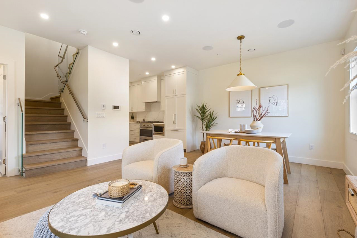 2504 Napier Street, Vancouver 6