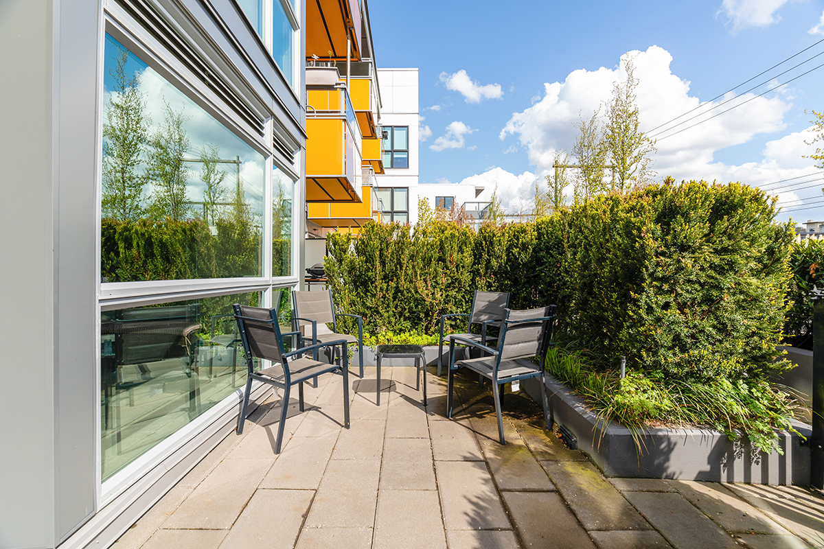 205 1588 E Hastings Street, Vancouver 22