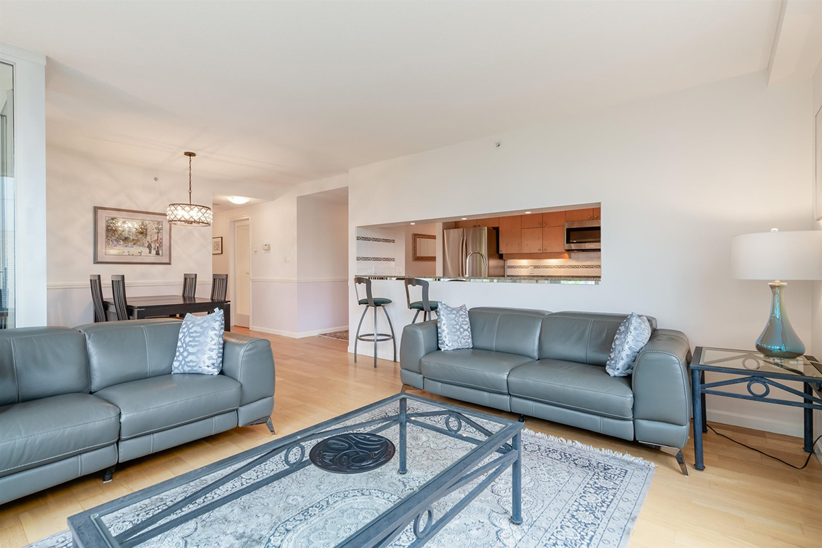 301 1228 Marinaside Crescent, Vancouver 3