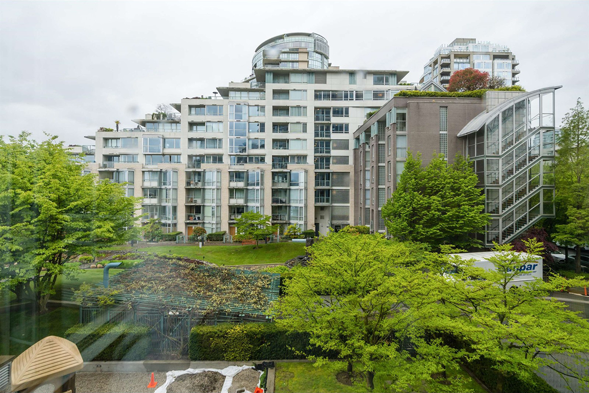 301 1228 Marinaside Crescent, Vancouver 31