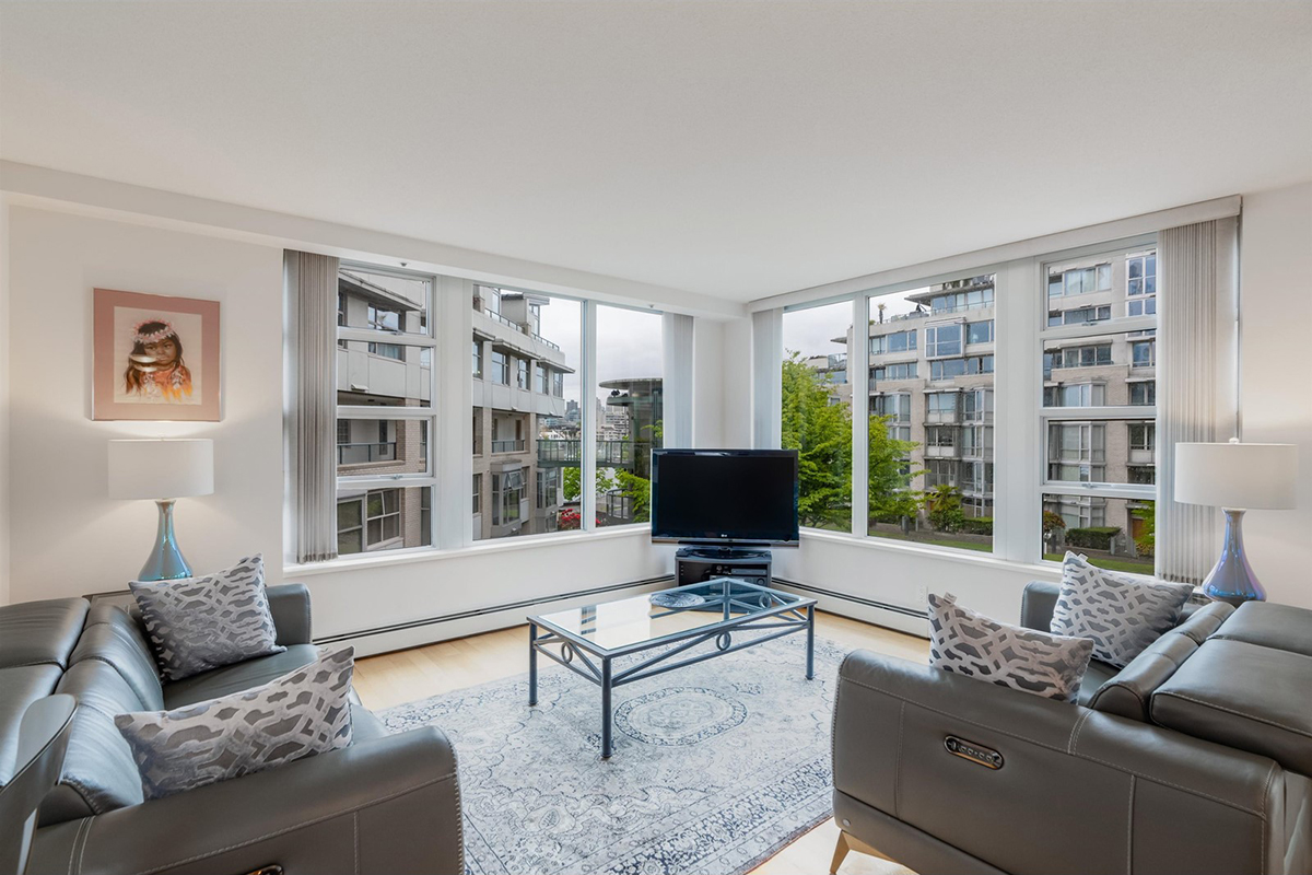 301 1228 Marinaside Crescent, Vancouver 8