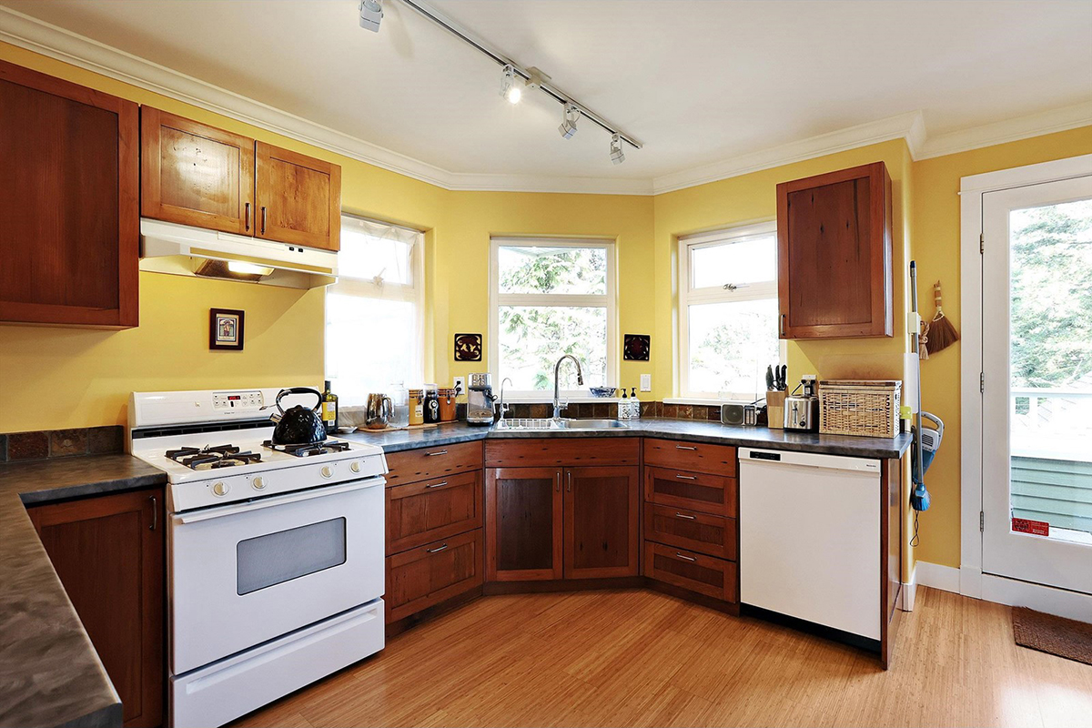 353 W 11th Avenue, Vancouver 10