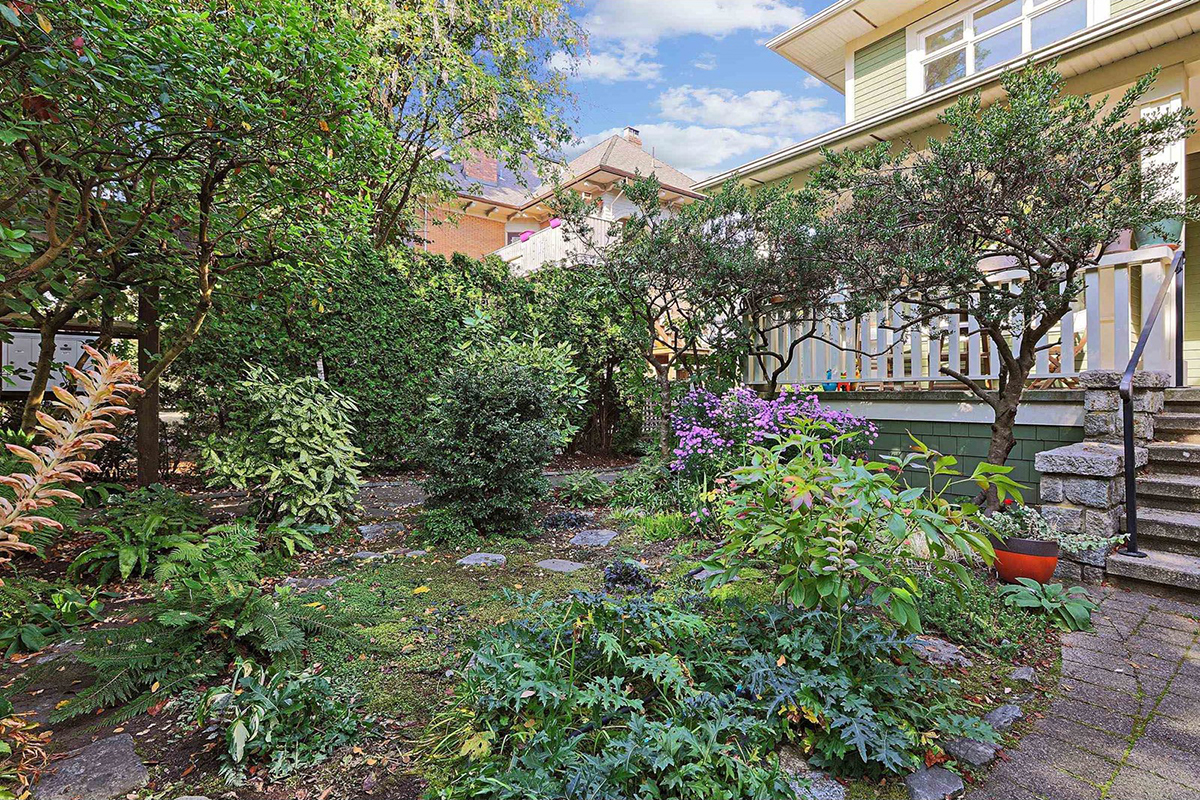 353 W 11th Avenue, Vancouver 29