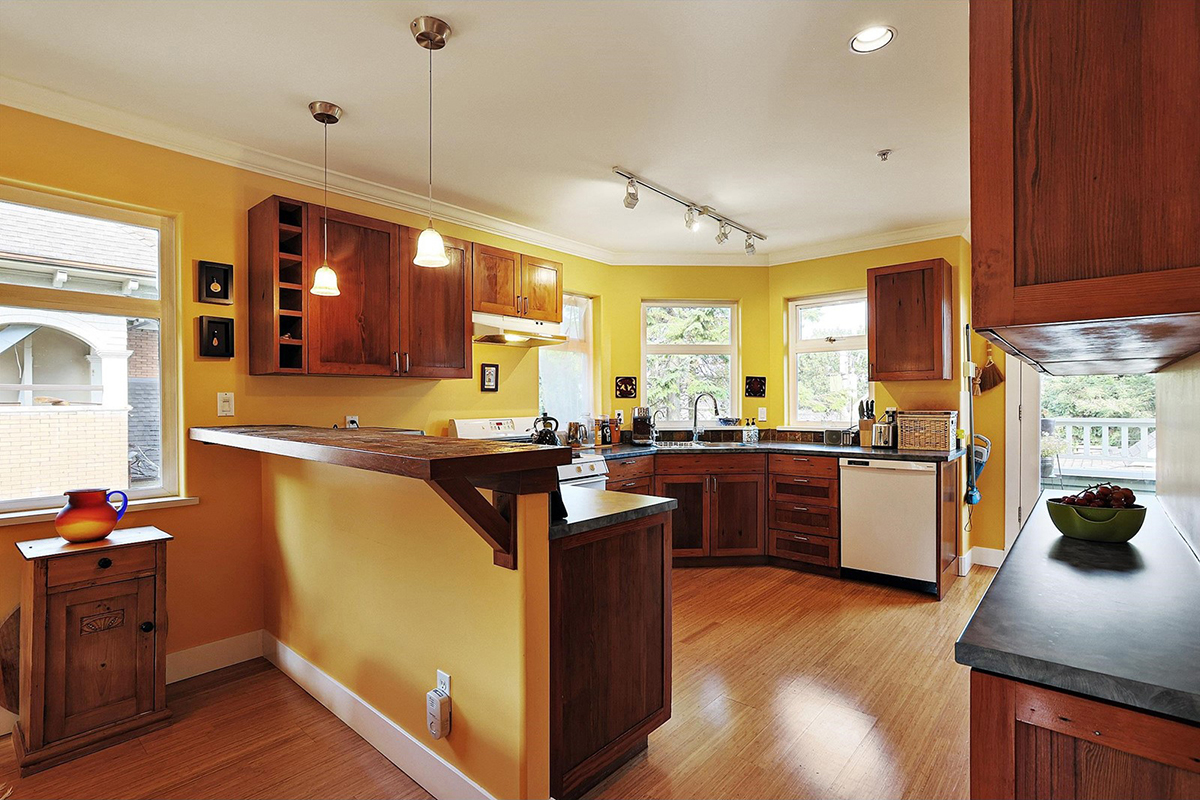 353 W 11th Avenue, Vancouver 9
