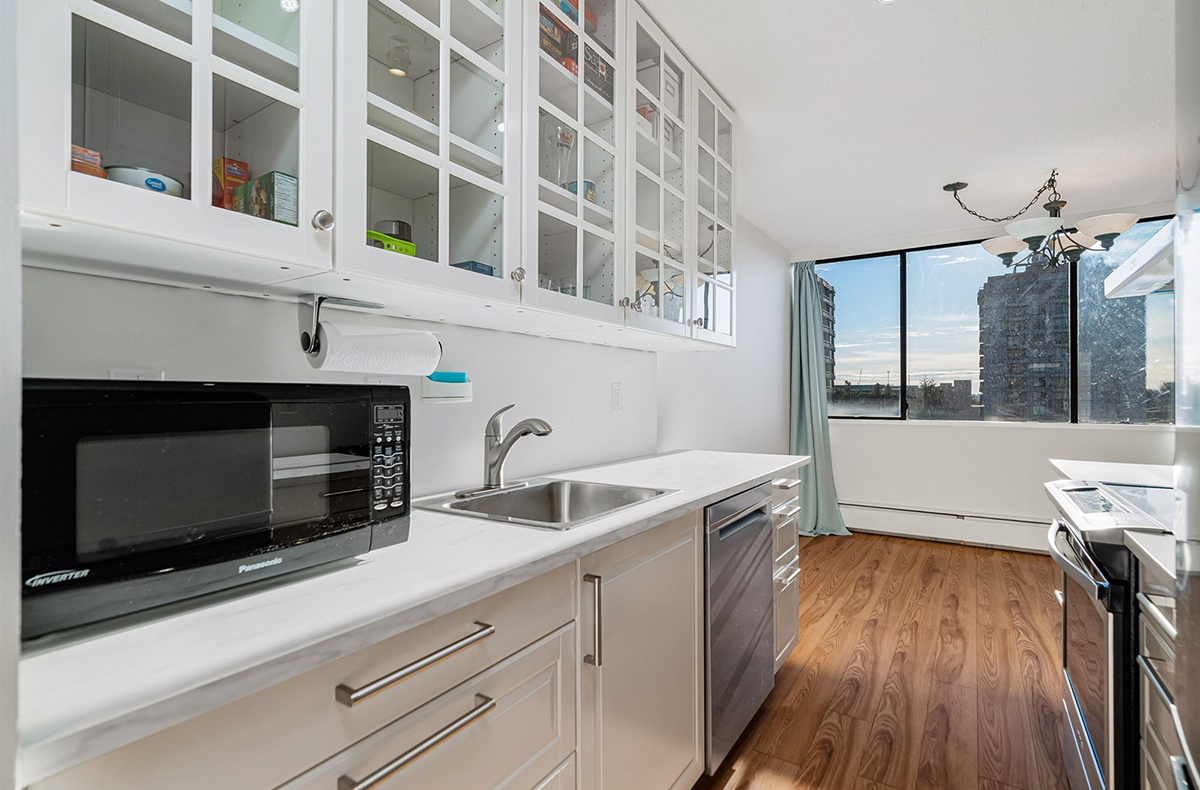 705 740 Hamilton Street, New Westminster 4