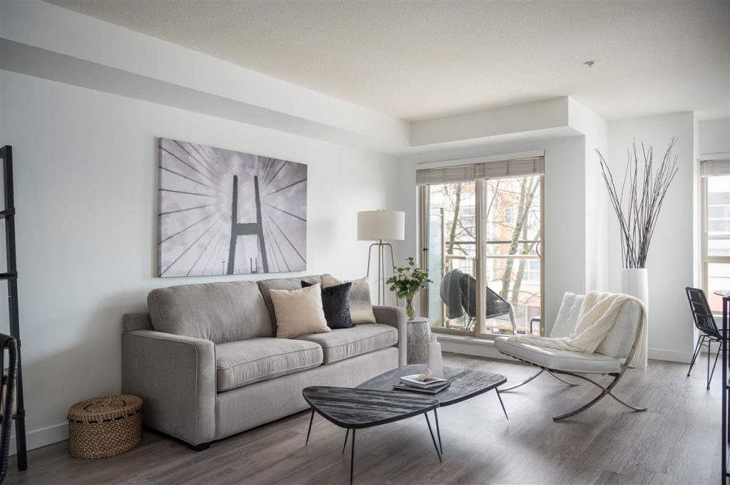 212 702 E King Edward Ave, Vancouver 2