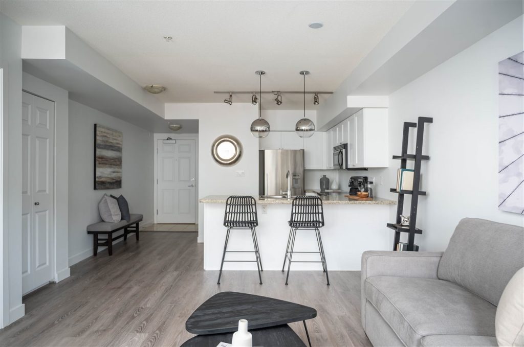 212 702 E King Edward Ave, Vancouver 8