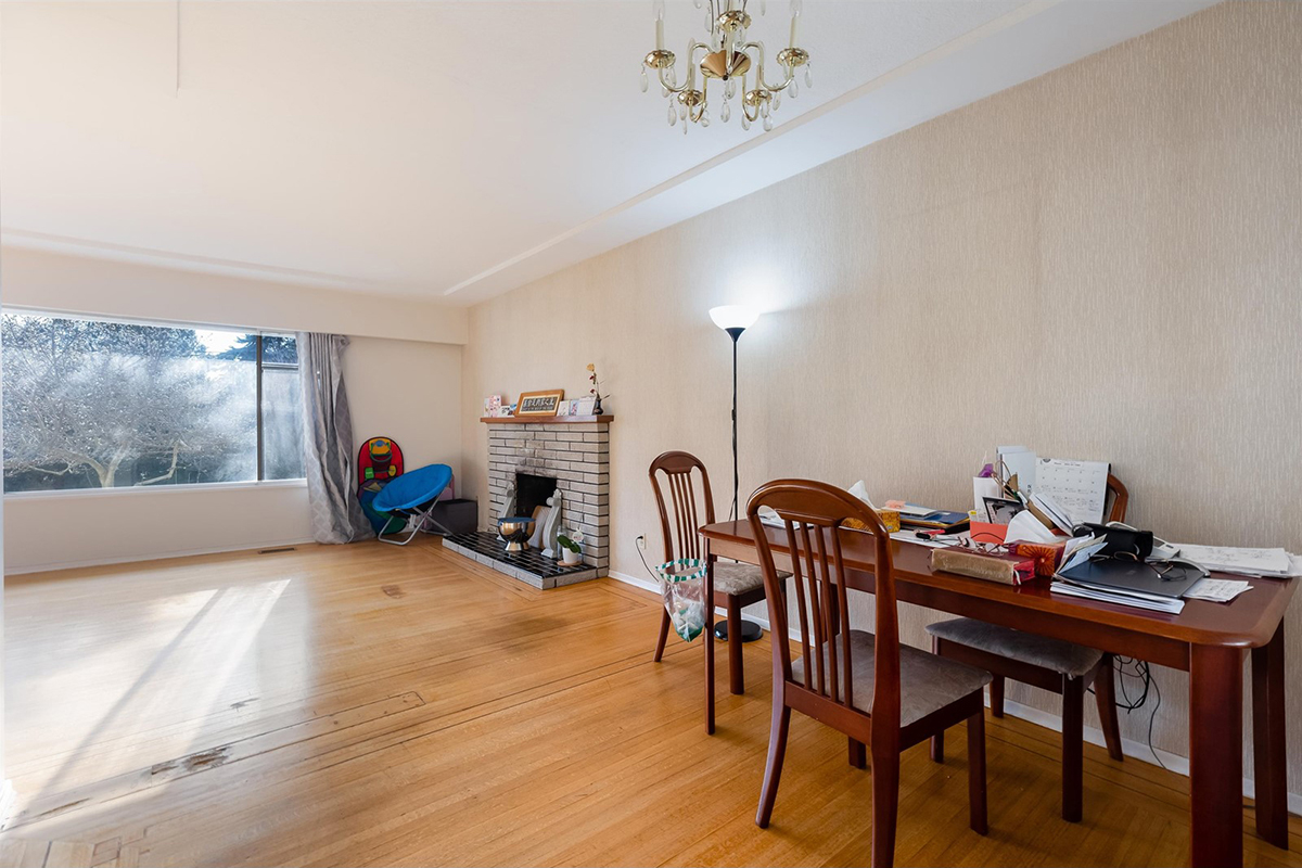 9611 Williams Road, Richmond 14