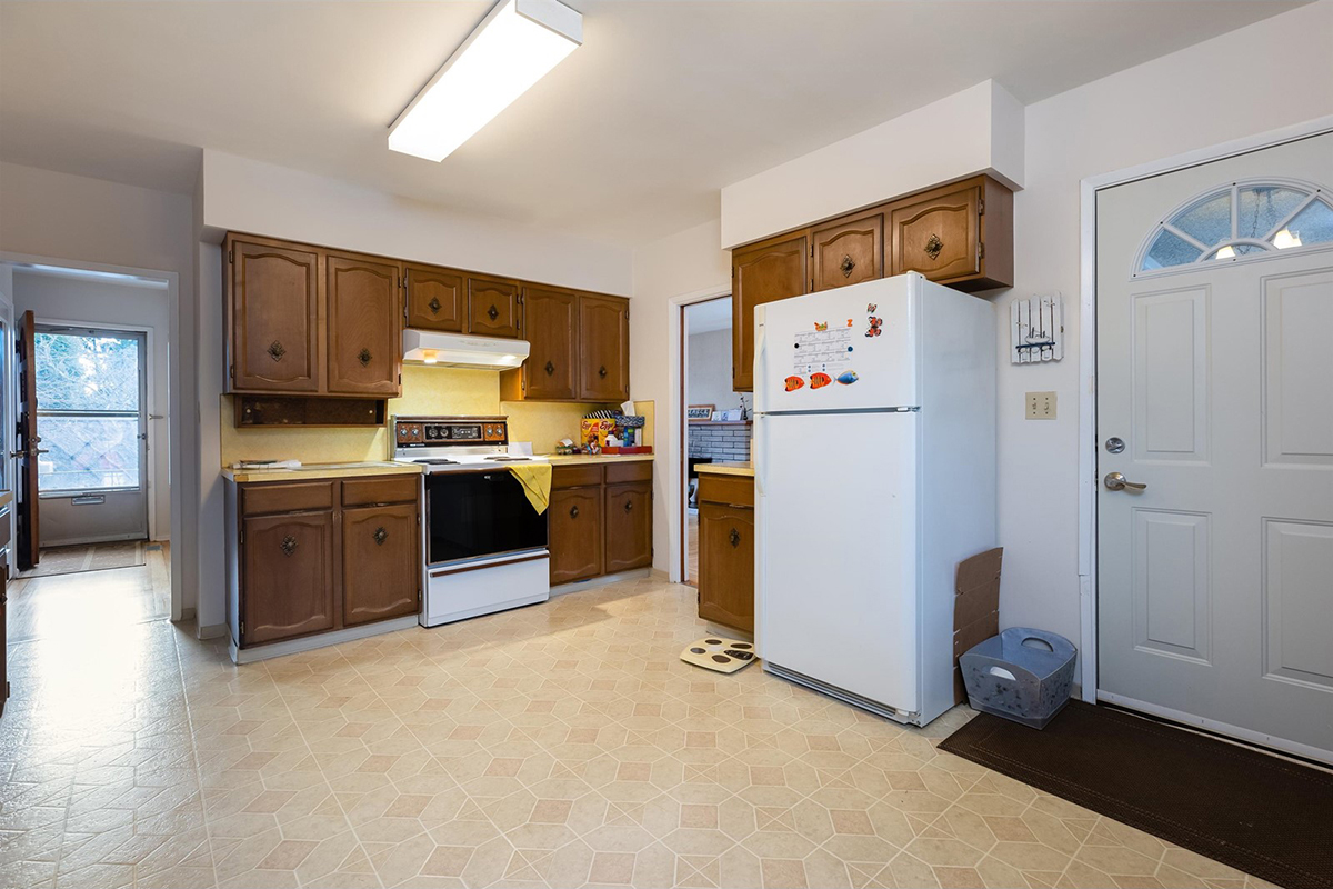 9611 Williams Road, Richmond 18