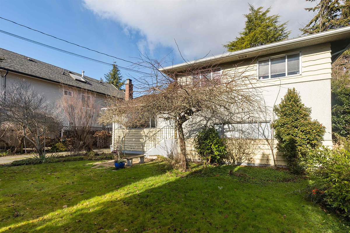 9611 Williams Road, Richmond 2