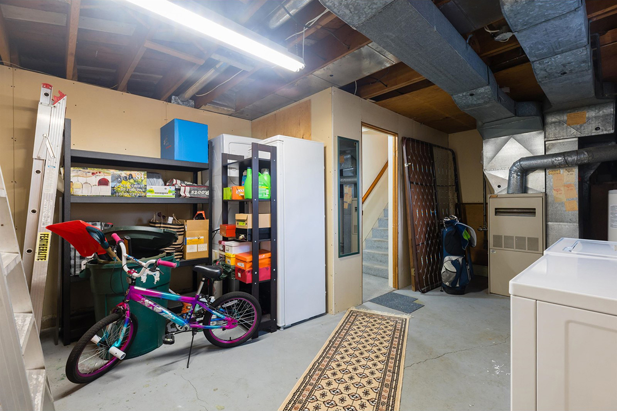 9611 Williams Road, Richmond 34