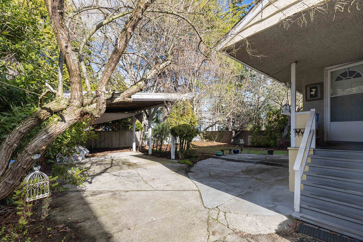 9611 Williams Road, Richmond 5