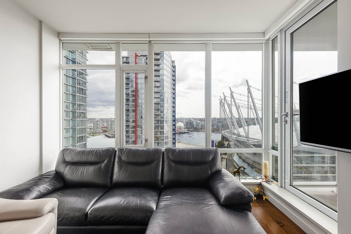 2105 161 W Georgia Street, Vancouver 9