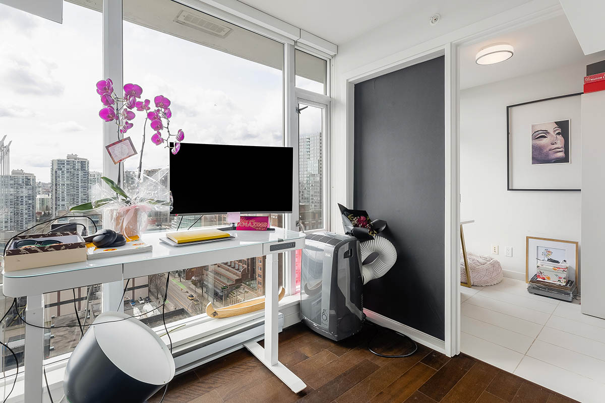 2105 161 W Georgia Street, Vancouver 21