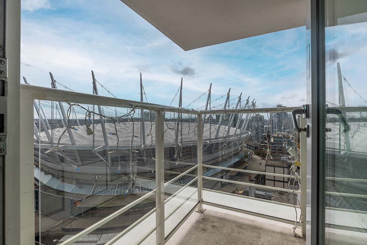 2105 161 W Georgia Street, Vancouver 24