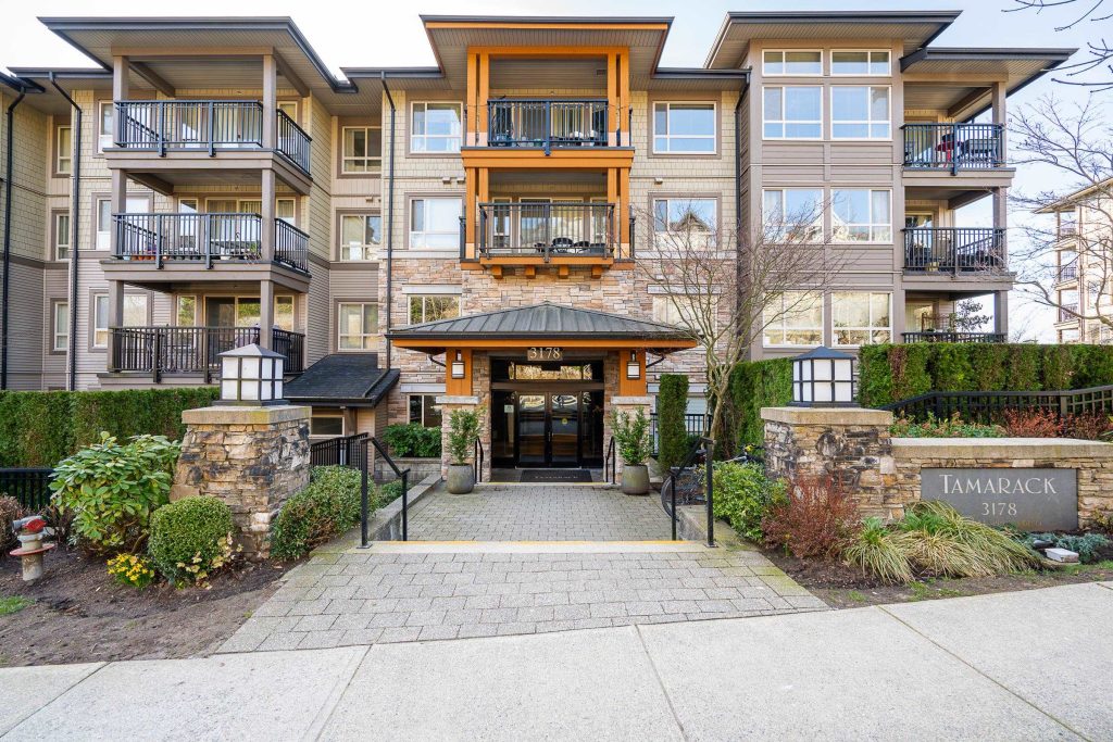 309 3178 DAYANEE SPRINGS BOULEVARD, COQUITLAM