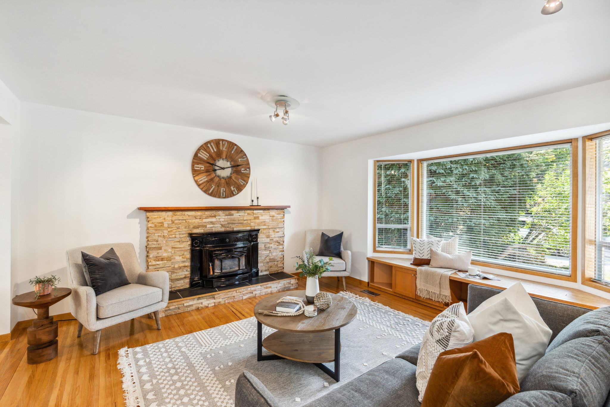961 CORONA CRESCENT 3
