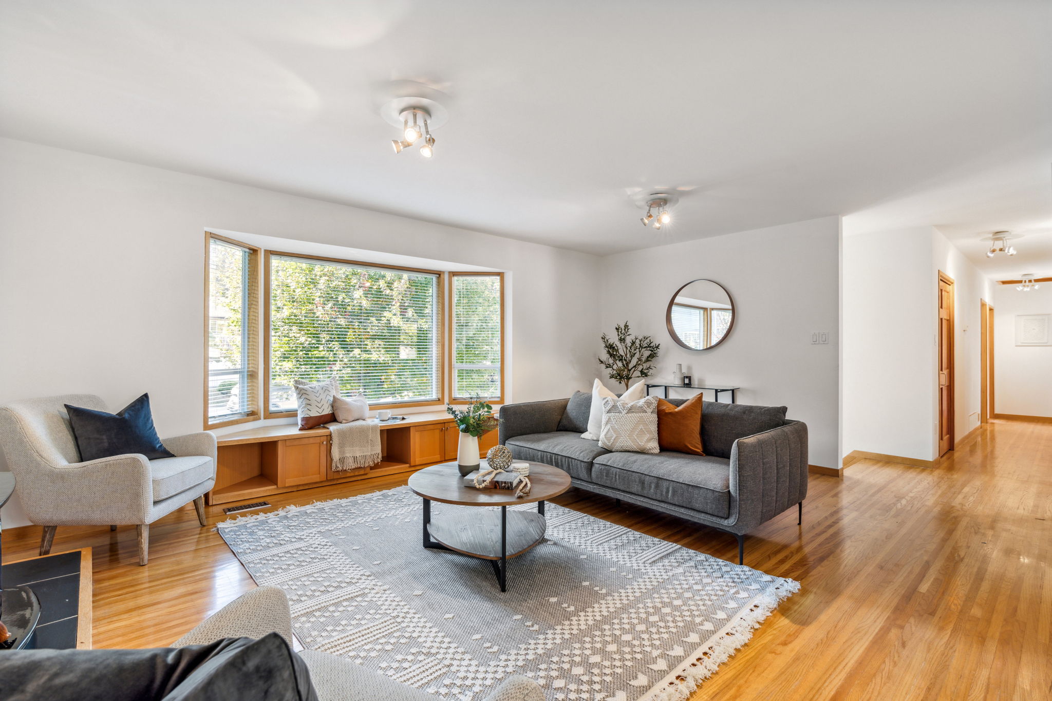 961 CORONA CRESCENT 5